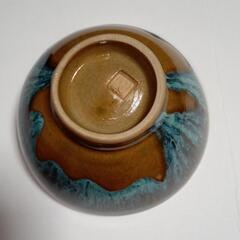 ハンドメイド茶碗の画像