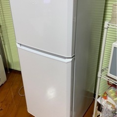 Haier 冷凍冷蔵庫 の画像