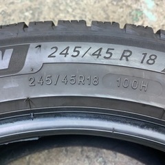 245/45R18 スタッドレスタイヤ4本セット・MICHELINの画像