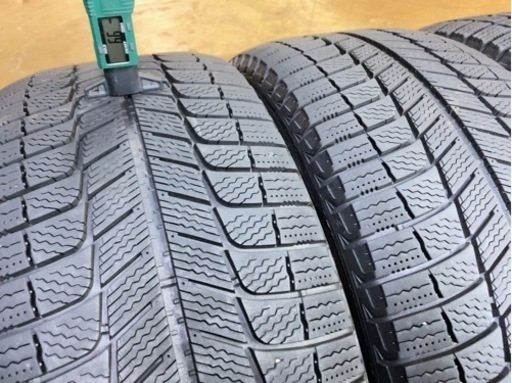 245/45R18 スタッドレスタイヤ4本セット・MICHELIN