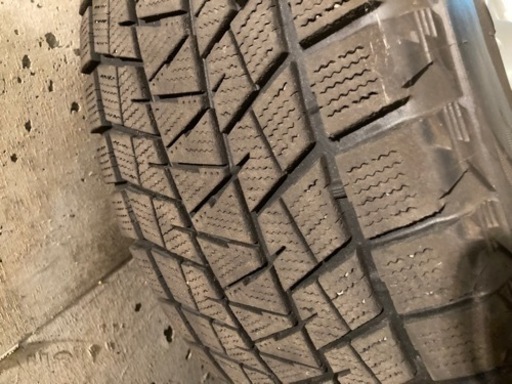 285 60 18 スタッドレス　バリ山