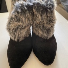 ⭐️美品⭐️黒✖️グレーふわふわLL 1000円の画像