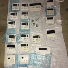 給湯器　リモコンセット　の画像