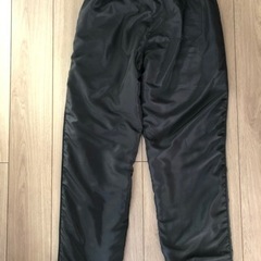 新品！撥水加工　裏フリース　ズボン　メンズＬ　黒の画像