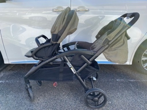 【使用回数10回以下】ジョイー2人乗りベビーカー エヴァライトデュオ