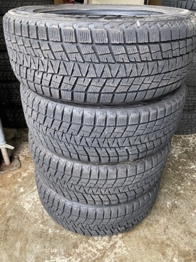 スタッドレス 225/60r17 DM-v1 2013年