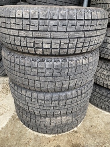 スタッドレス　超バリ山　195/65r15 トーヨータイヤg5