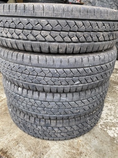 スタッドレス　165/r14lt6pr BRIDGESTONE vl1