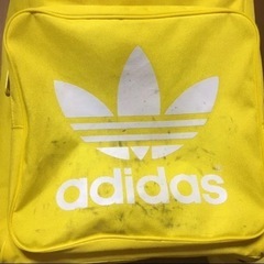 アディダス バックパックの画像