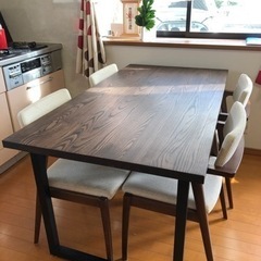 商談中！24日、25日午前中まで！天然木4人掛けテーブル