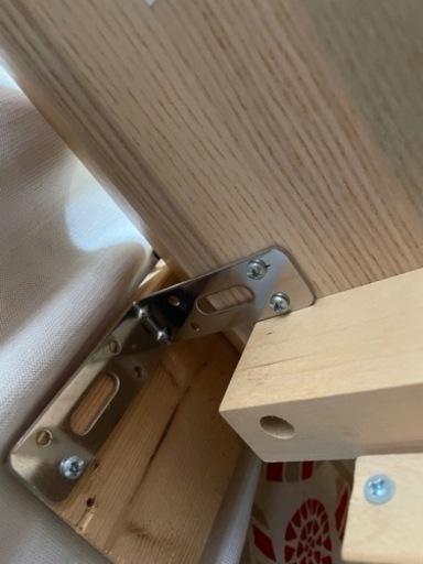 ikea リーサボー　デスク&ワゴン2台