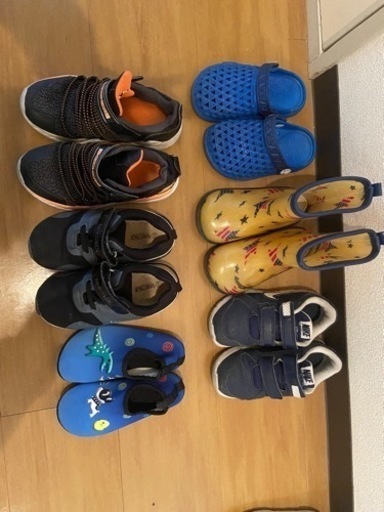 中古17-17.5cm子供靴セット　nikeなど夏ー冬セット