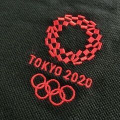 【未使用タグ付】東京2020オリンピック パラリンピック 定価4,378円 公式ライセンス 男女兼用 エンブレム半袖ポロシャツ ブラックの画像