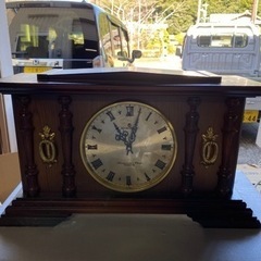 【中古品】レトロ置き時計