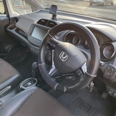 フィットシャトルハイブリッド　純正ナビ　バックカメラの画像