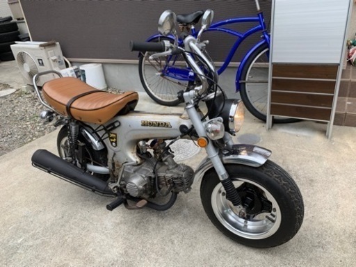 ST50ダックスホンダ　DAX ローダウン　エンジンキャブ無し。