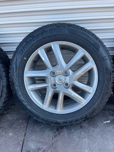 (商談中)トヨタ純正175/65R15スタッドレスタイヤ4本セット