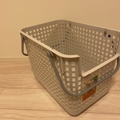 洗濯カゴ