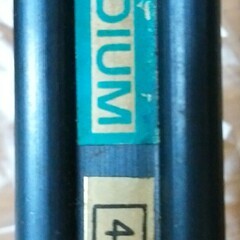 【無事受け渡し完了】古いテニスラケットとボールの画像