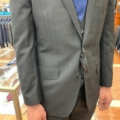 美品　セットアップスーツ4点セットの画像