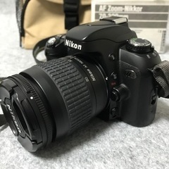 Nikon U2 とレンズ2種 28-80/70-300mmの画像
