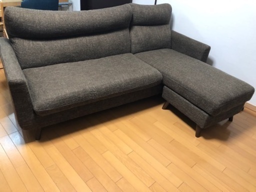 カウチソファー　3人掛け