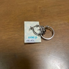 チタンポストのピアス