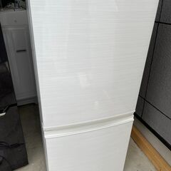 ネット決済可■当日翌日配送可■都内近郊無料で配送、設置いたします■2020年製 シャープ 冷蔵庫 SJ-D14F-W■SH06