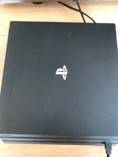 【値引き】PS4セット売ります！コントローラー1、ソフト2個付き