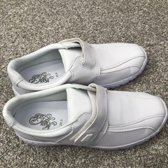 ナースシューズいりませんか？の画像