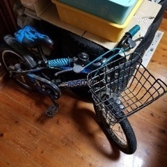 小学生低学年位までの自転車《中古美品》￥7，000 《おすすめ》...