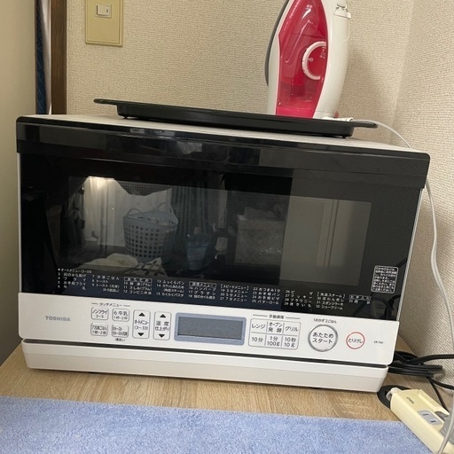 美品！東芝 ER-T60-W グランホワイト 石窯オーブン [ 簡易スチームオーブンレンジ (23L) ]