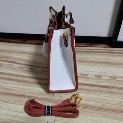 女性バック　可愛い絵柄の画像