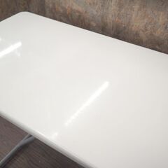 札幌 引き取り　リフティングテーブル・昇降テーブル 白 幅1050×奥行600×高さ230×730㎜の画像