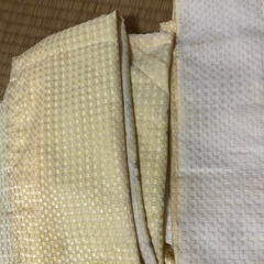 カーテン　黄色　小窓用とベランダ用