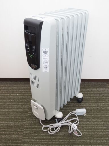 ■美品　デロンギ　デジタルラディアント　オイルヒーター　8枚フィン　説明書付き　KHD410812-BK