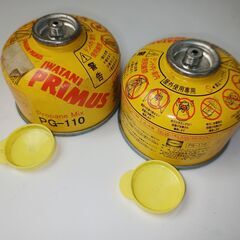 キャンプ用品多数!・ブタンガス缶4セット・コンロ動作未確認の画像