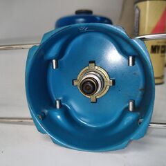 キャンプ用品多数!・ブタンガス缶4セット・コンロ動作未確認の画像