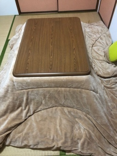 家族団らん大きめコタツ