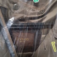 メンズコート　裏地ダウン　トレンチコート　Ｍサイズ　濃いベージュグレーの画像