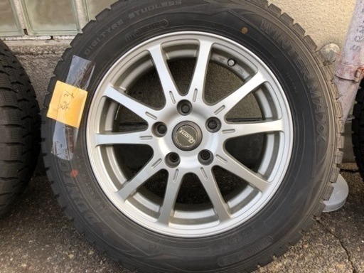 スタッドレスタイヤ 195/65R15 Dunlop wintermaxx アルミ付4本セット