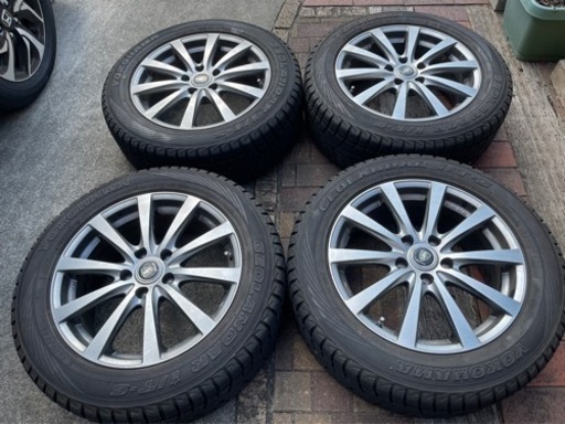 215/60/17  ホイール付きスタッドレス、ヨコハマタイヤ