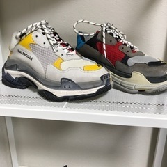 BALENCIAGA トリプルS 