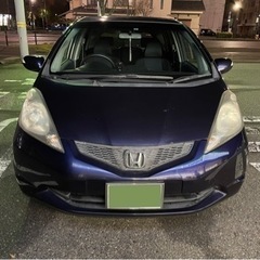 フィット　コミコミ10万　まだありますよ！