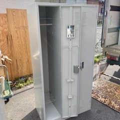 3人用ロッカー鍵付き スチールロッカー [オフィス/事務所/更衣室/学校/部室/業務用] オフィスロッカー