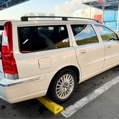ボルボ V70 2.5T ホワイトパール 特別仕様車 車検5年2月迄　交換可の画像