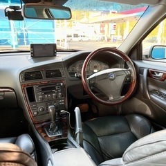 ボルボ V70 2.5T ホワイトパール 特別仕様車 車検5年2月迄　交換可の画像
