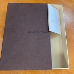 ルイヴィトンの空き箱の画像