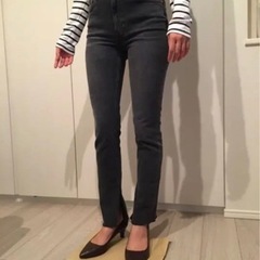 ❗️セール❗️ゲス　Guess スキニー　24インチ