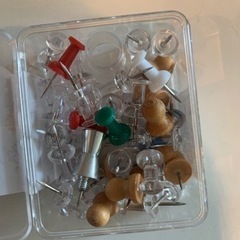 がびょう　クリア他、カラーの画像